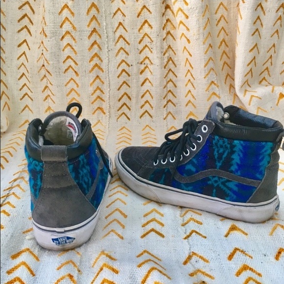 VANS X PENDLETON SHOES - Picture 2 of 4